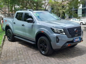 Nissan Frontier Pro4X 2.3 4x4 